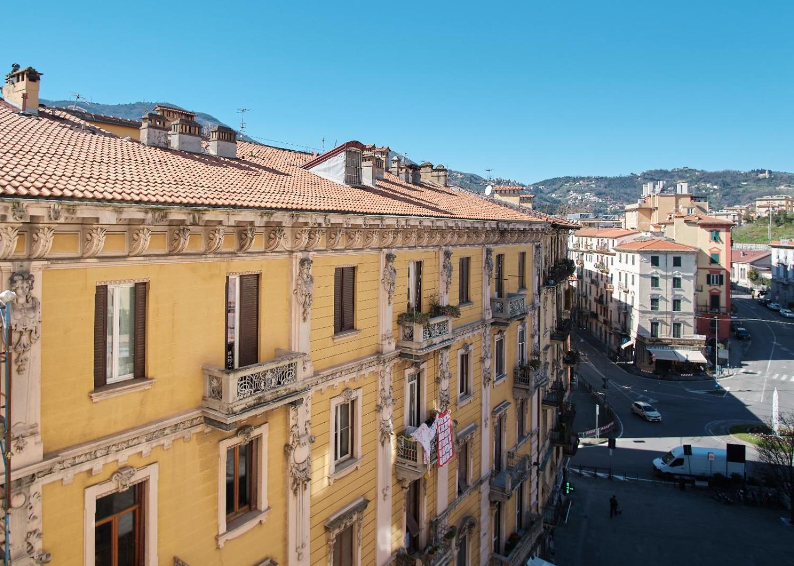 Cinque Terre Bridge Apartment Специя Екстериор снимка