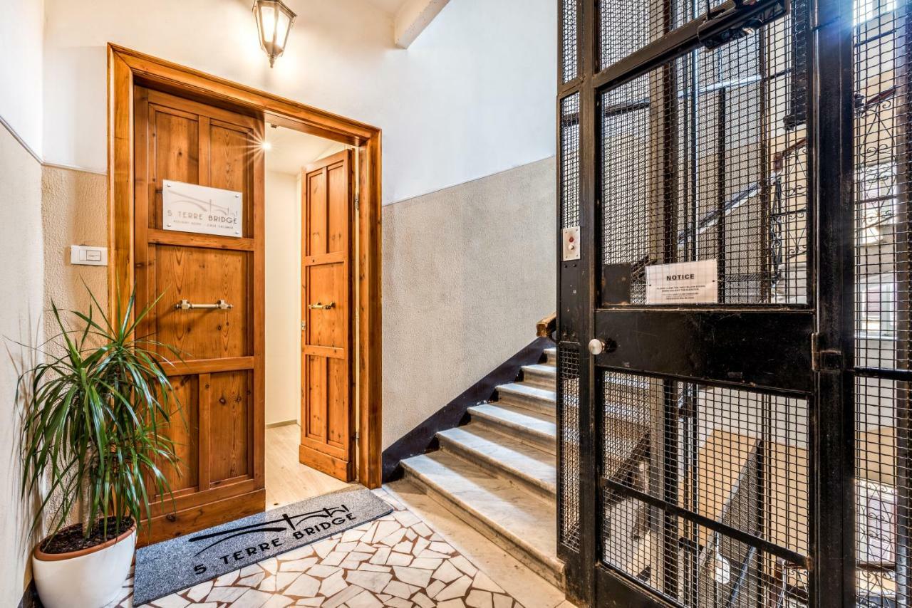 Cinque Terre Bridge Apartment Специя Екстериор снимка