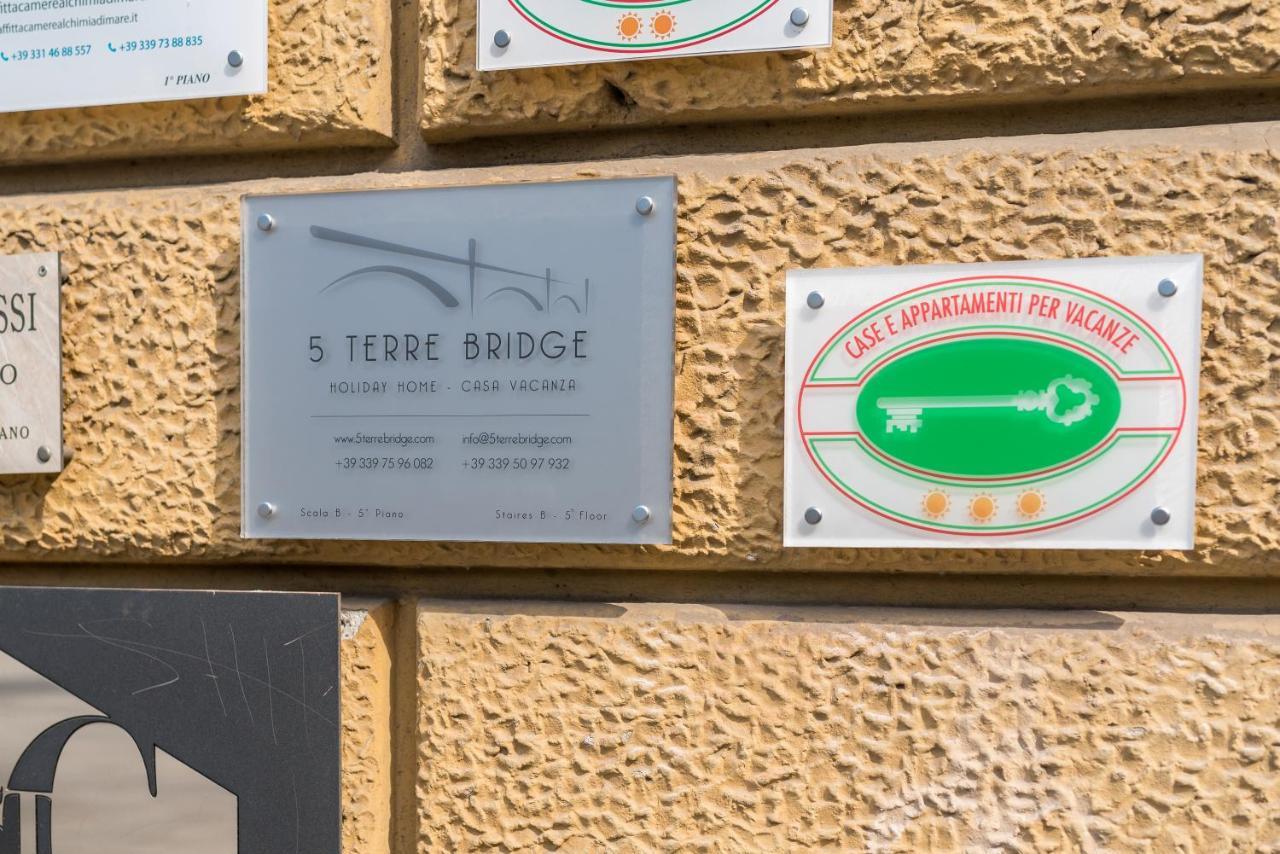 Cinque Terre Bridge Apartment Специя Екстериор снимка